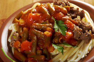  pasta with beef  tomato sauce