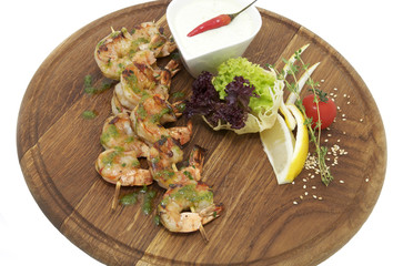 Креветки на шампуре