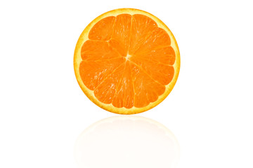Pomarańcz, plaster na białym tle.