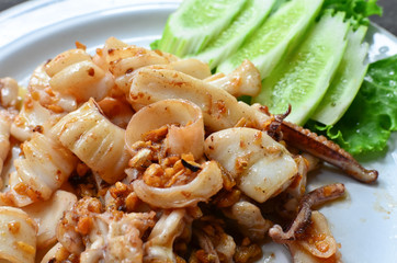 Fired squid and garlic