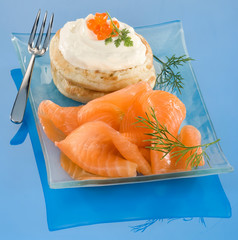 Saumon et blinis
