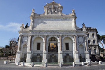 Fototapeta na wymiar Fontanna w Rzymie Acqua Paola