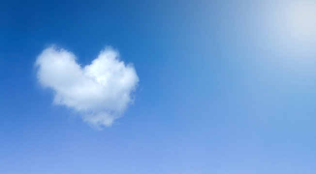 Heart cloud symbol