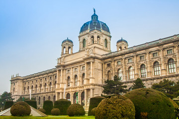 Fototapeta na wymiar Kunsthistorisches (Fine Art) Museum in Vienna, Austria.