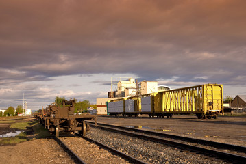 Fototapeta na wymiar Rail Yard morning