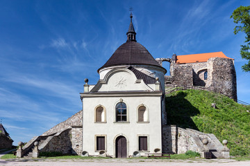 Fototapeta na wymiar Czech Republic - Potstejn stronghold and church