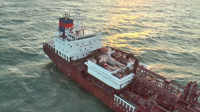 transport : bateu citerne