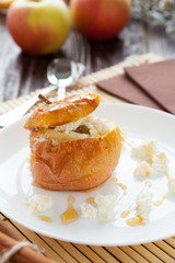 Golden apple baked with cheese and honey