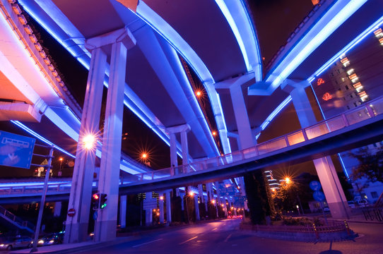 Echangeur de la Yanan Road &agrave; Shanghai - Chine