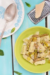 gnocci with asparagus.