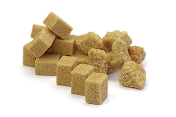 morceaux de sucre roux