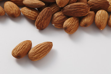 アーモンド