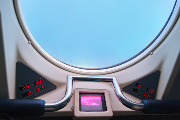 Window in submarine