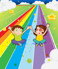 Une jeune fille et un jeune garçon sur la route colorée