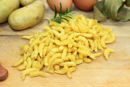 sp&auml;tzles