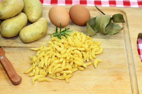 sp&auml;tzles