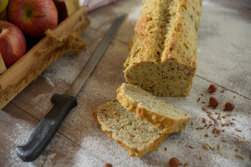 Frisches Apfelbrot
