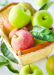 apples