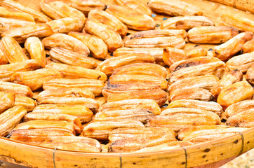 Dried banana in threshing