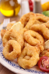 fried calamari and lettuce