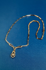 Fototapeta na wymiar Golden necklace