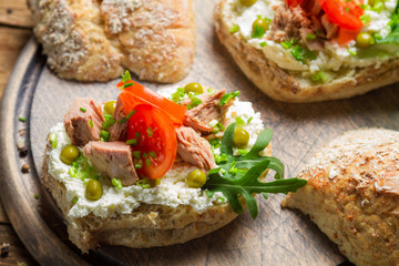 Sandwich made of cottage cheese, tuna and tomato