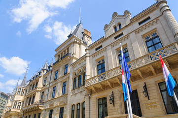 Fototapeta na wymiar Pałac Wielkiego Księcia w mieście Luksemburg
