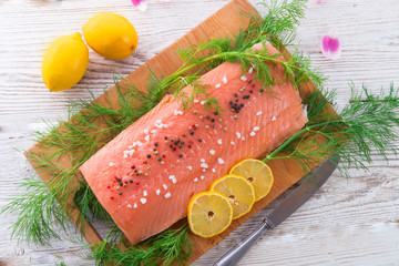 salmon raw