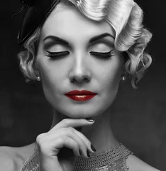 Wandcirkels aluminium Elegante blonde retro vrouw © Nejron Photo