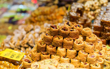 Traditional Turkish sweets on the market