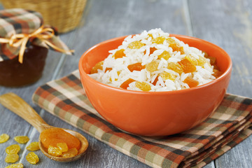 Rice with dried fruit