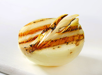 Grilled onion