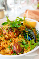 traditionnal spanish food paella