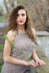 Naklejka premium Attractive young lady