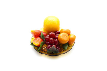 Plastik Obst auf Teller