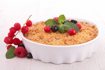 delicious crumble and berries