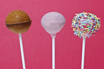 Steps of making cake pops