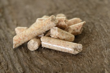 Haufen Holzpellets