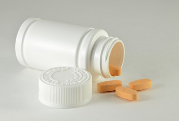 витамины в упаковке