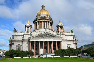 Fototapeta na wymiar Санкт-Петербург, Исаакиевский собор