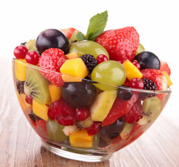 fresh fruits salad in bowl