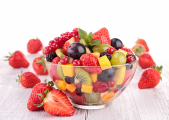 fresh fruits salad in bowl