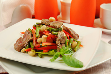 Salad with meat and vegetables