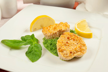 Fishcakes with lemon
