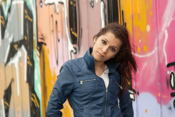 Fototapeta premium Girl and Graffiti