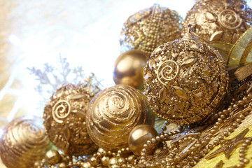 gold christmas balls