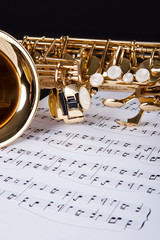 Obraz premium Trumpet And Musical Note