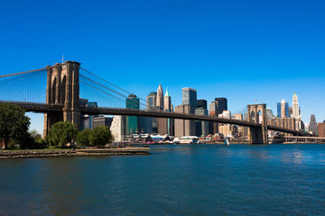 Fototapeta na wymiar Brooklyn Bridge i Manhattan