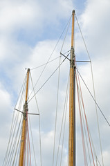 Double wooden mast of an old sailship