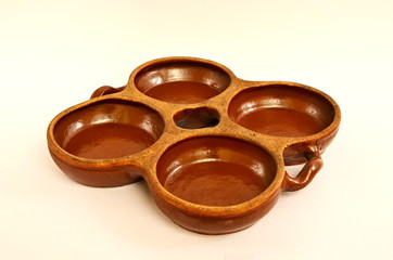 A clay griddle for pancakes